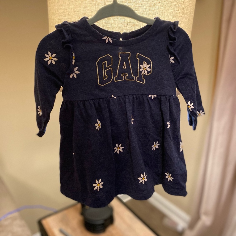 Long sleeve baby gap dress 3-6 months